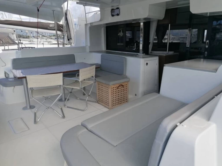 Boot mieten Gouviá günstig Lagoon 46