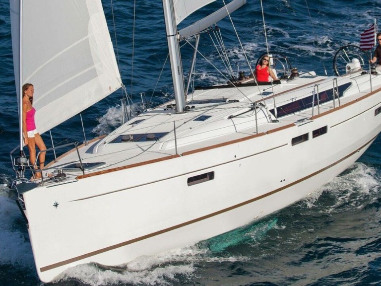 Boot mieten Rogoznica günstig Sun Odyssey 479