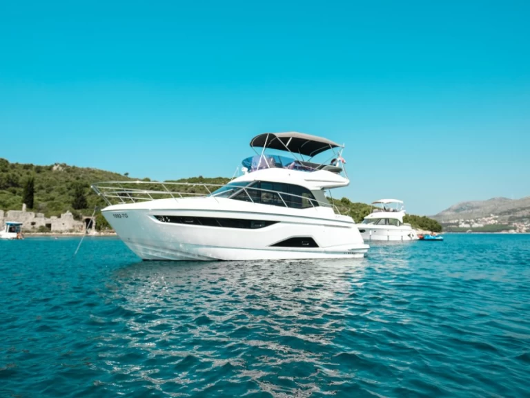 Motorboot mieten in Seget Donji - Bavaria Bavaria R40 FLY