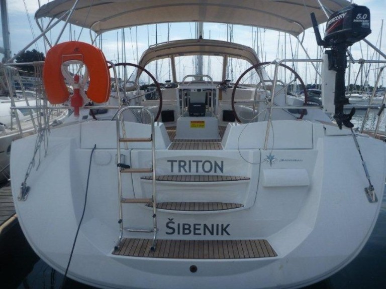 Boot mieten Sukošan günstig Jeanneau 53