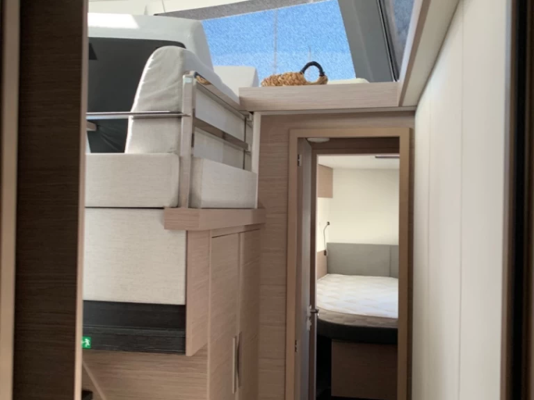 Katamaran mit oder ohne Skipper Fountaine Pajot mieten in Lavrion