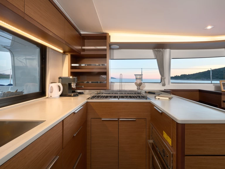 Ein Lagoon Lagoon 46 mieten in Trogir