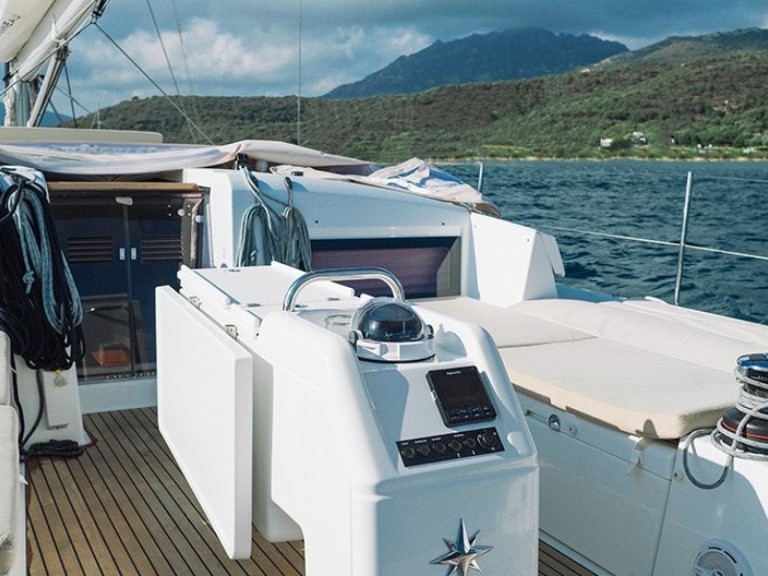 Boot mieten Olbia günstig Sun Odyssey 490