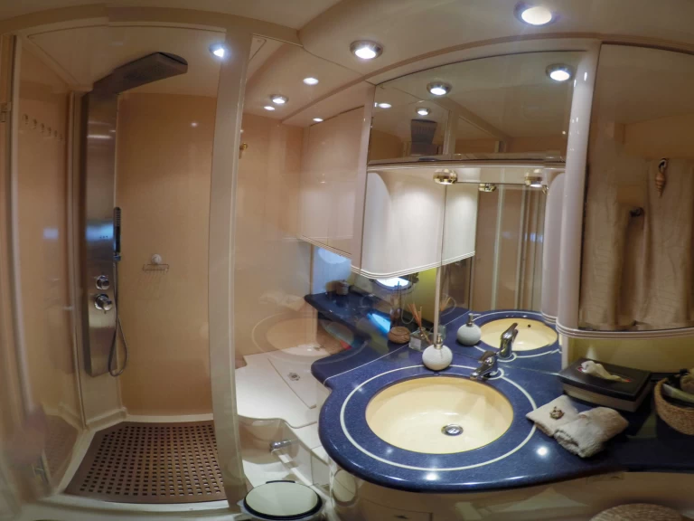 Vermietung Motorboot Azimut mit Führerschein