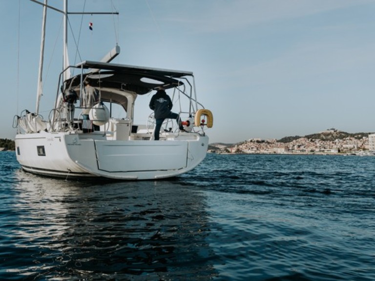 Segelboot mieten in Šibenik zum besten Preis