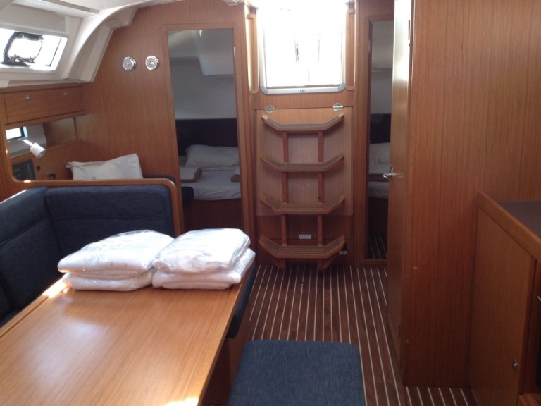 Segelboot mieten in Cugnana Verde zum besten Preis
