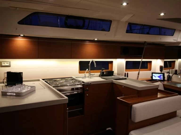 Vermietung Segelboot Bénéteau mit Führerschein