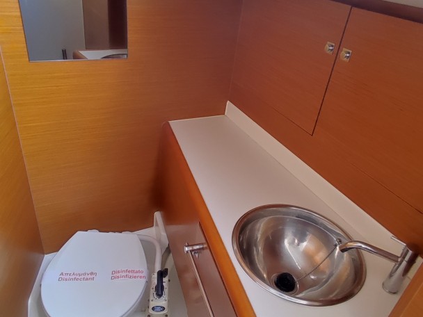 Boot mieten Loutráki günstig Sun Odyssey 419