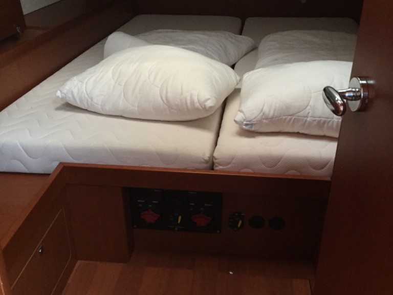 YachtCharter in Sukošan - Bénéteau Oceanis 48 auf SamBoat