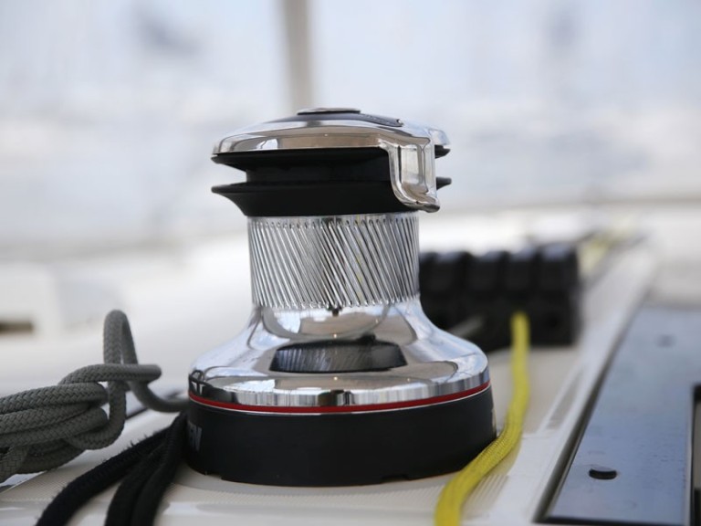 Ein Bénéteau Oceanis 48 mieten in Sukošan