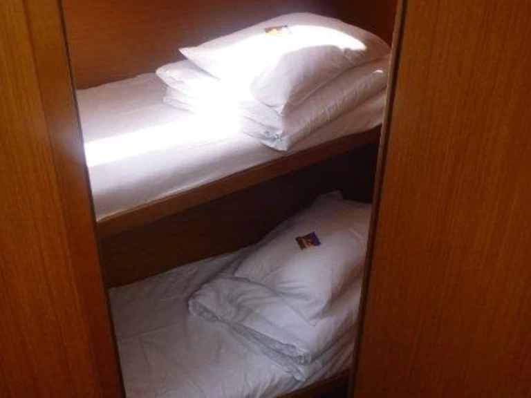 Segelboot mit oder ohne Skipper Jeanneau mieten in Sukošan