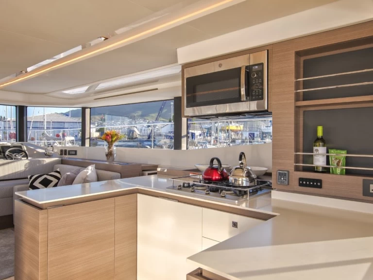 Vermietung Katamaran Lagoon mit Führerschein