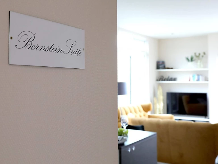 Vermietung Hausboot FLOATING mit Führerschein