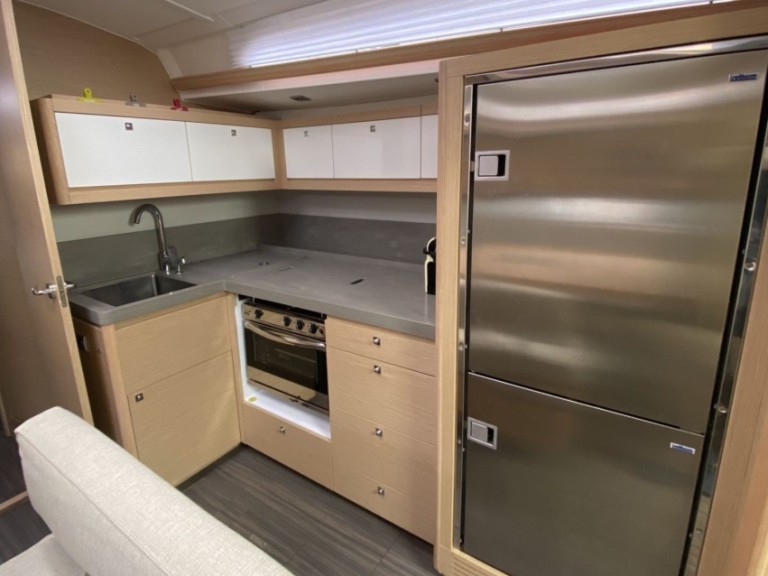 Boot mieten Marseille günstig Dufour 470