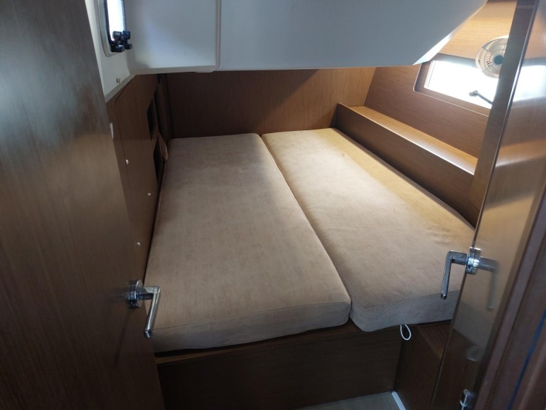 Bénéteau Oceanis 46.1 mieten Lavrion