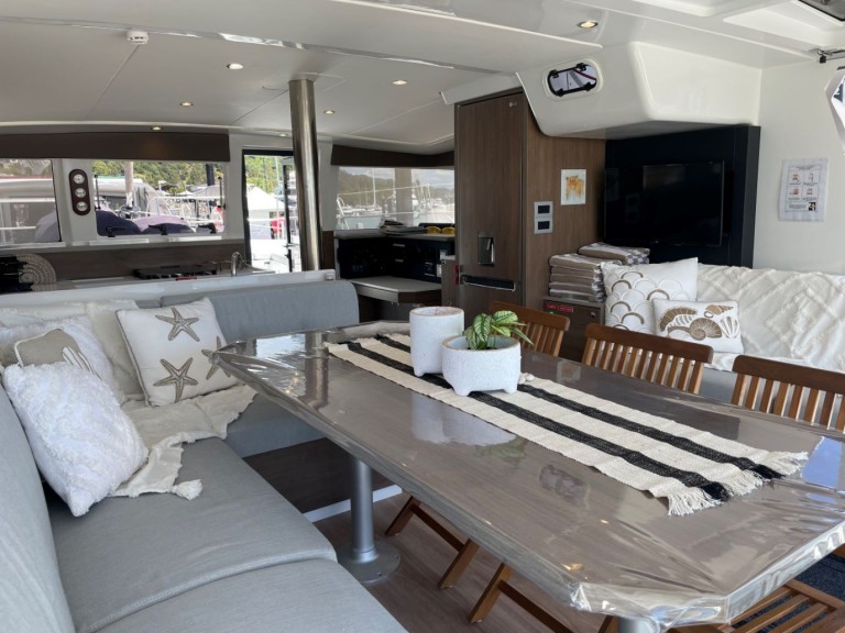 Boot mieten Airlie Beach günstig Bali 4.2