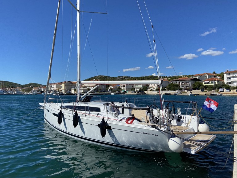 YachtCharter in Jezera - Dehler Dehler 38 SQ auf SamBoat