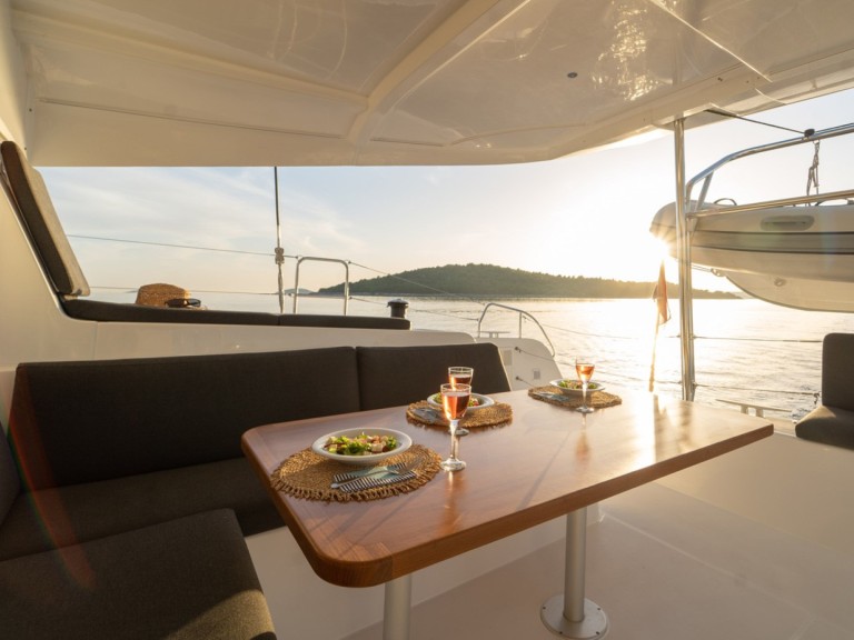 Katamaran mit oder ohne Skipper Lagoon mieten in Šibenik