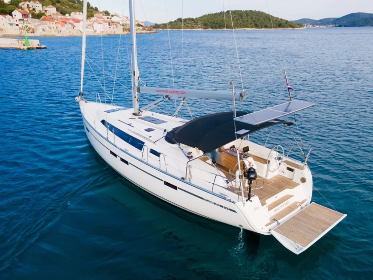 Bavaria Cruiser 46 mieten Šibenik