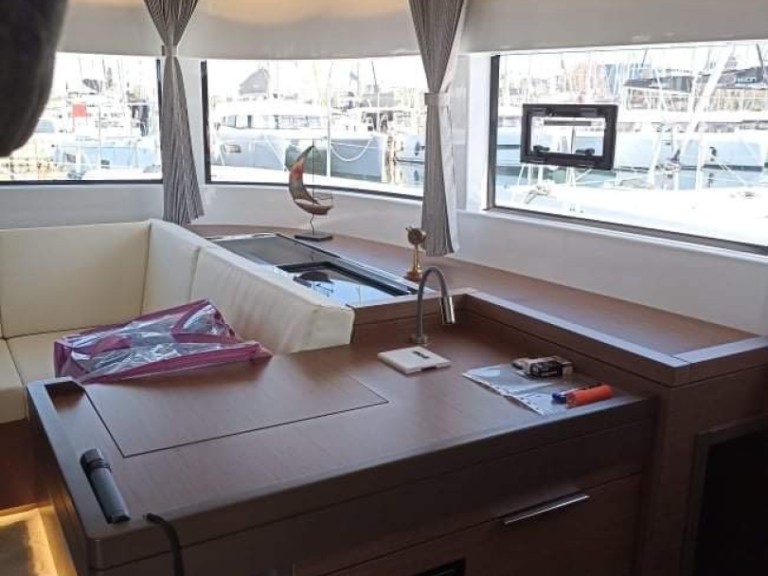 Bootsverleih Lagoon Lagoon 50 Álimos Samboat