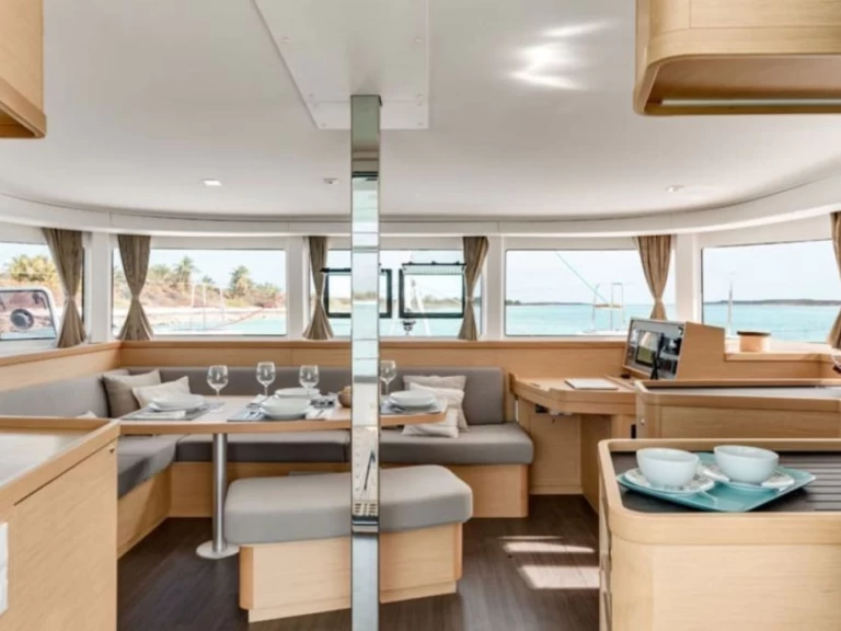 Vermietung Katamaran Lagoon mit Führerschein