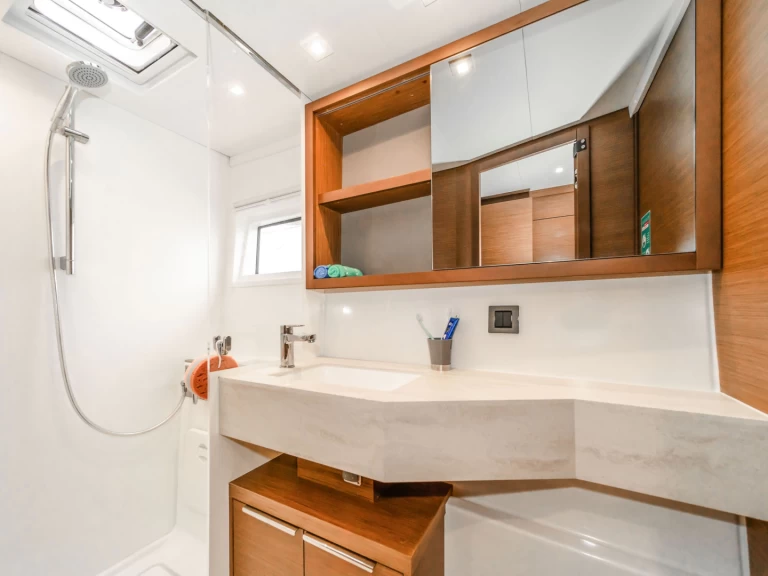 Vermietung Katamaran Lagoon mit Führerschein