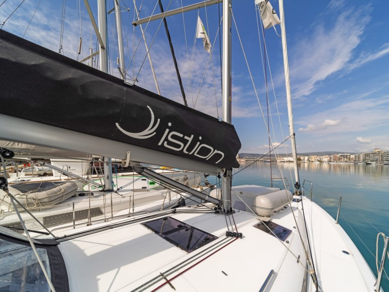 Ein Jeanneau Sun Odyssey 440 mieten in Deme of Volos