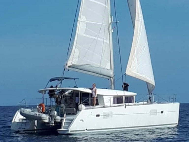 Ein Lagoon Lagoon 400 mieten in Marseille
