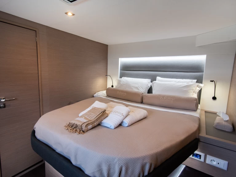 Vermietung Katamaran Fountaine Pajot mit Führerschein