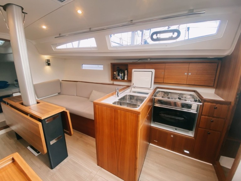 Vermietung Segelboot JBoats mit Führerschein