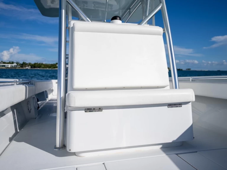 Yacht mit oder ohne Skipper Contender mieten in Gustavia