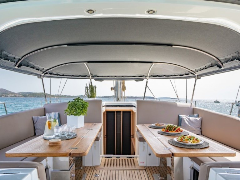 YachtCharter in Ellinikó - Jeanneau Jeanneau 64 auf SamBoat