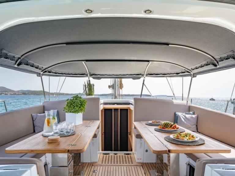 YachtCharter in Ellinikó - Jeanneau Jeanneau 64 auf SamBoat