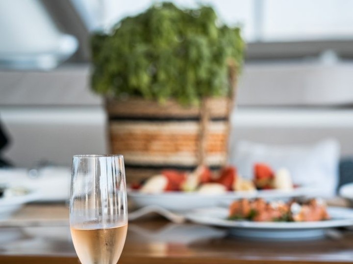 YachtCharter in Ellinikó - Lagoon Lagoon Sixty 5 auf SamBoat