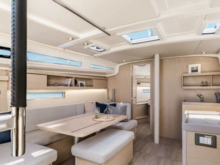 Boot mieten Toulon günstig OCEANIS 40.1 POLEMAS