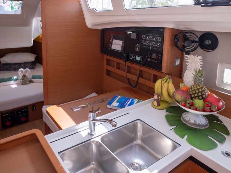 Boot mieten Lefkáda günstig Sun Odyssey 410