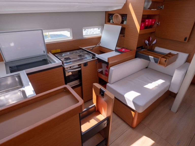 Segelboot mieten in Lefkas Marina - Jeanneau Sun Odyssey 410