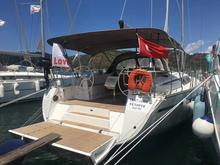 Ein Bavaria Cruiser 46 mieten in Fethiye