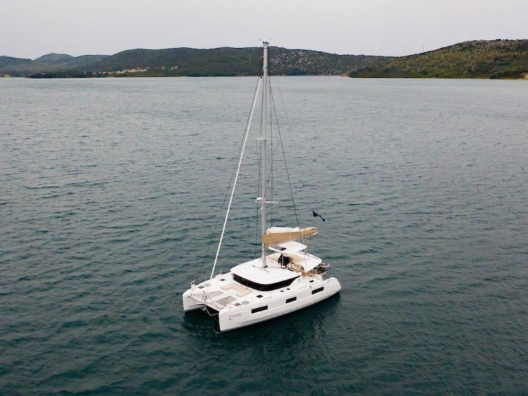 Katamaran mieten in Šibenik zum besten Preis
