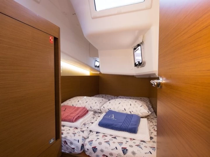 Ein Jeanneau Sun Odyssey 410 mieten in Fethiye