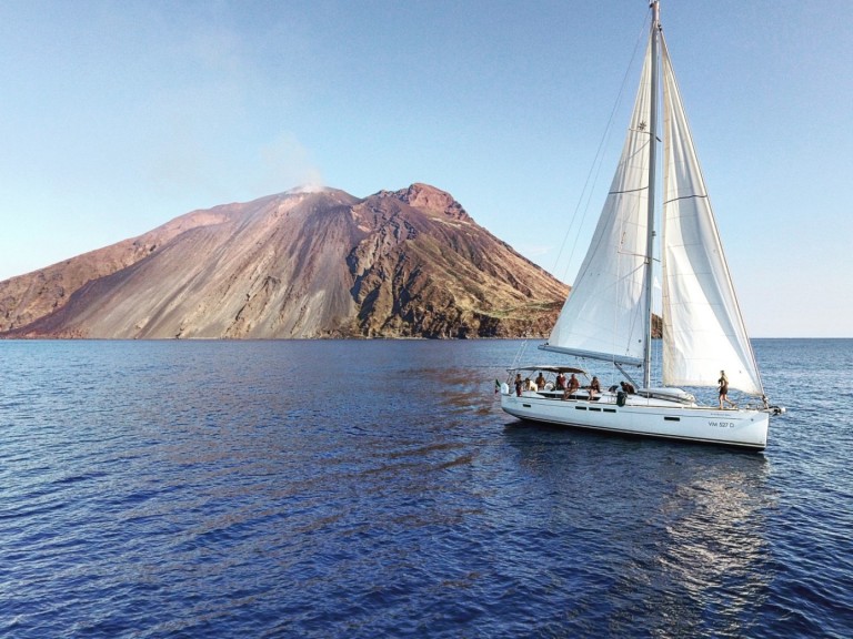 Segelboot mit oder ohne Skipper Jeanneau mieten in Tropea