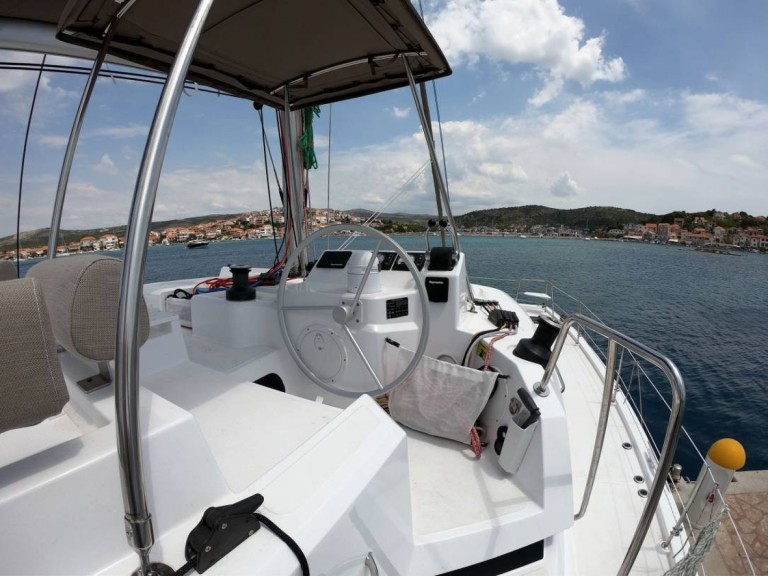 YachtCharter in Rogoznica - Bali Bali Catspace Voile auf SamBoat