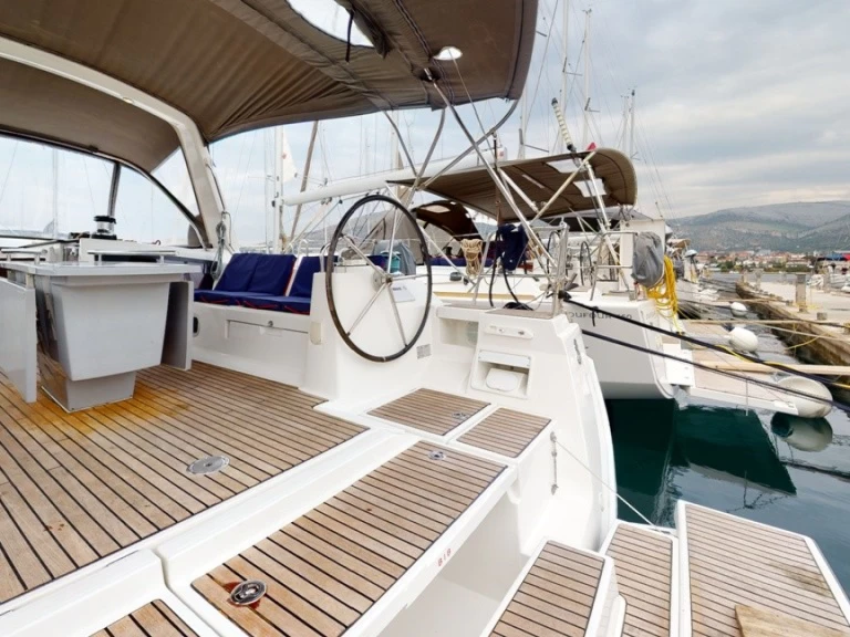 YachtCharter in Trogir - Bénéteau Oceanis 48 auf SamBoat