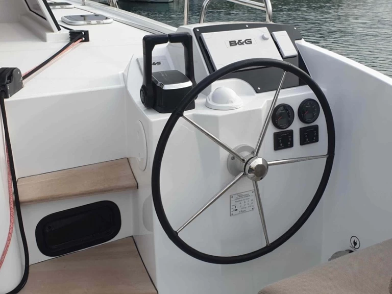 Bootsverleih Nautitech Nautitech 40 Tropea Samboat