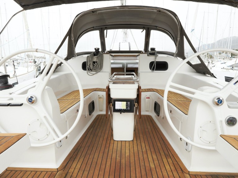 Ein Elan Impression 45 mieten in Kaštela