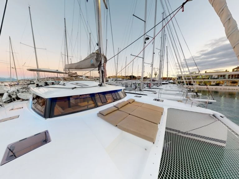 Katamaran mieten in Trogir - Fountaine Pajot Saona 47