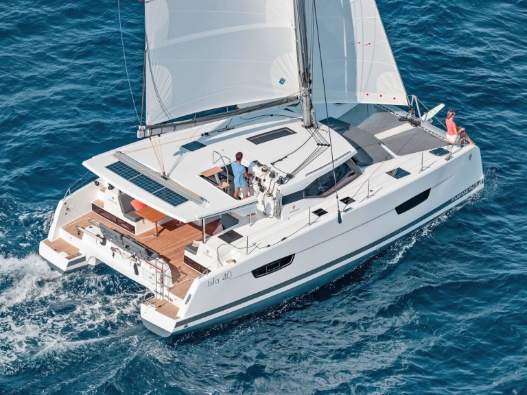 YachtCharter in Lavrion - Fountaine Pajot Isla 40 auf SamBoat