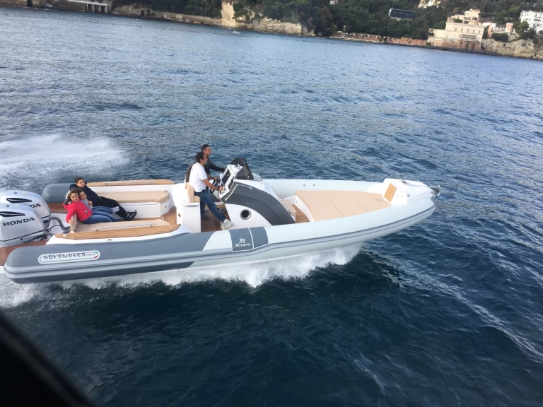 Ein NOVAMARES Xtreme 31 mieten in Neapel