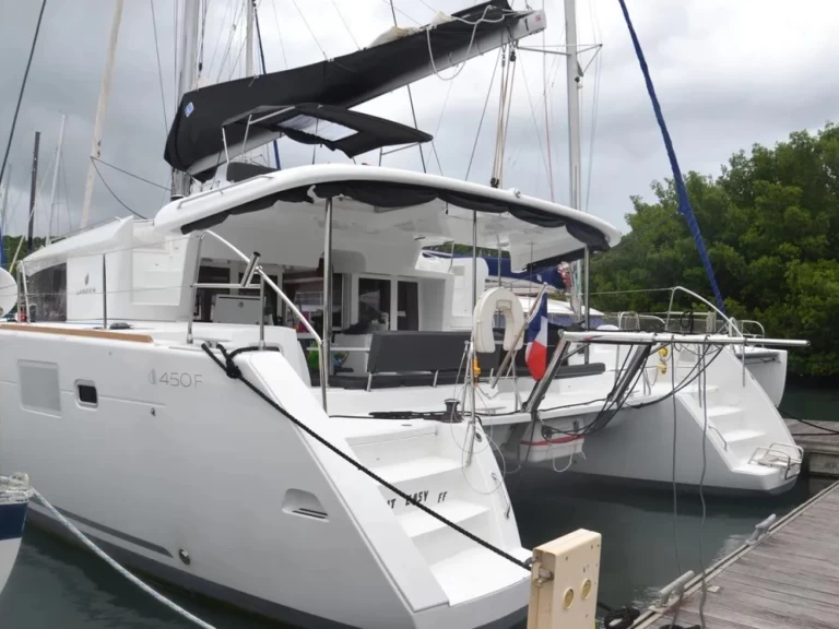 Katamaran mit oder ohne Skipper Lagoon mieten in Le Marin