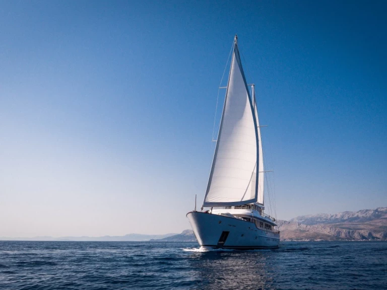 YachtCharter in Split - Custom Made Omnia auf SamBoat